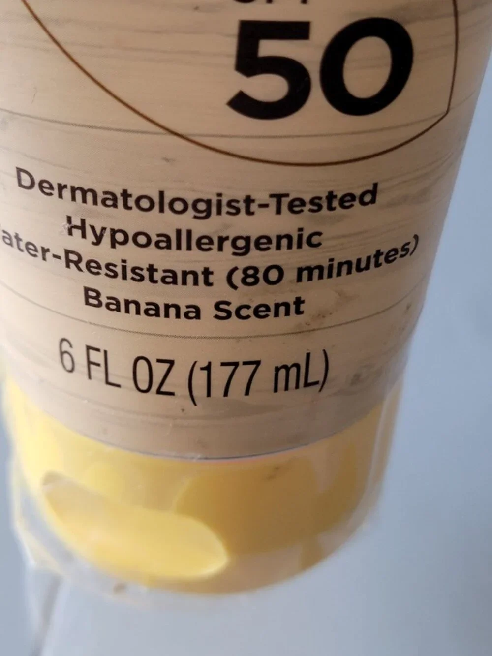 Studio Selection Sun Sunscreen Lotion SPF 50 Banana Scent 6oz Exp 12/26